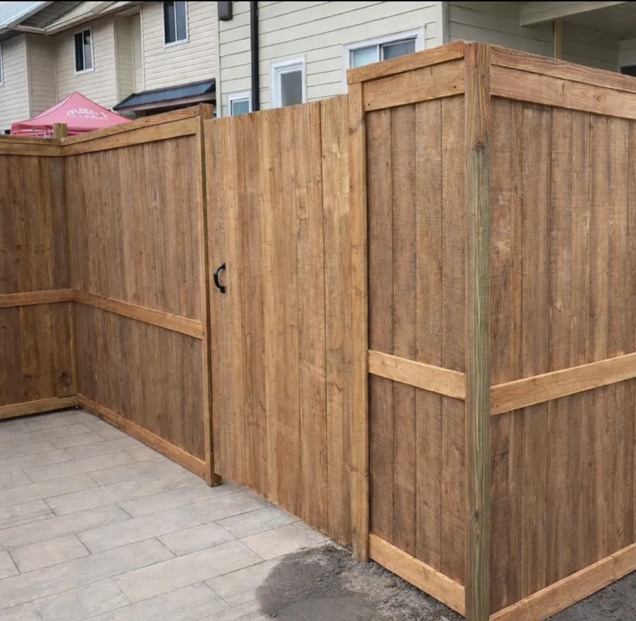 Fence builders in Chestermere — A Class Fencing